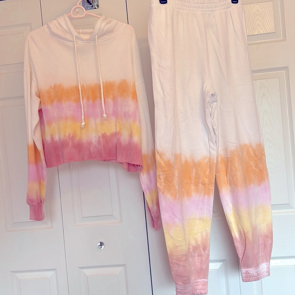 Juniors cropped tie dye jogger set